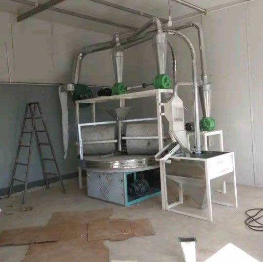 最好的电动石磨面粉机_电动石磨面粉机_电动石磨磨面机价格和出粉量