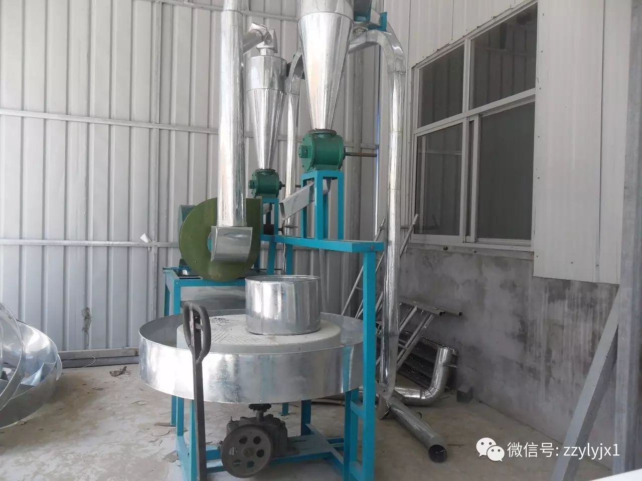 面粉机械_面粉机器中小型多少钱一台_面粉机